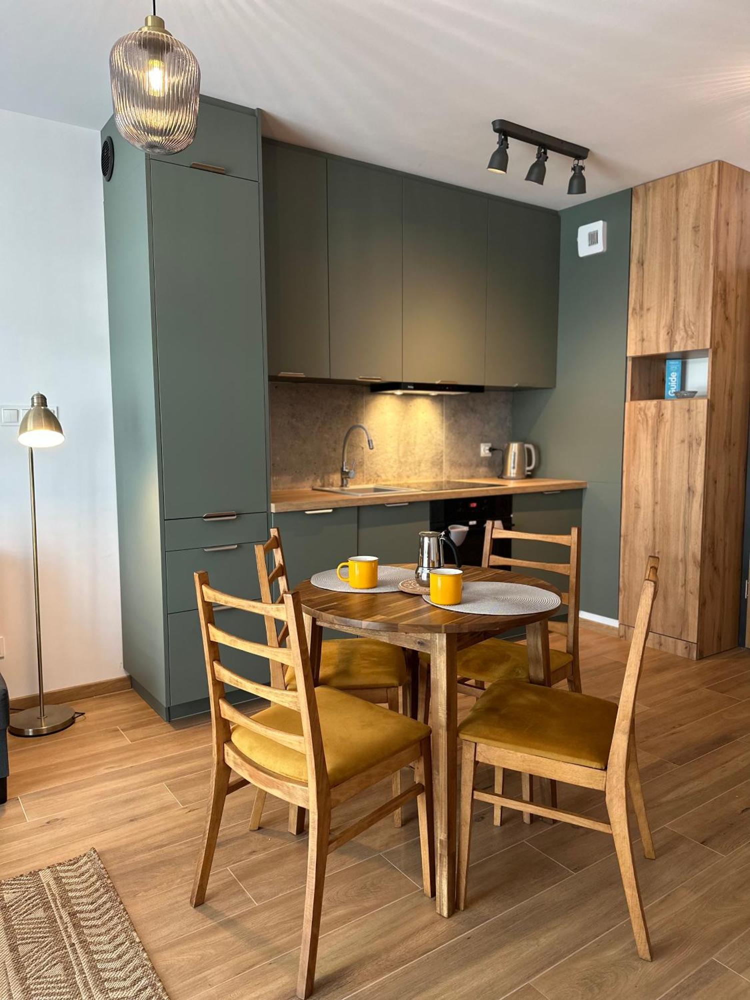 Apartament Horyzont Apartamenty -Baltycka Przy Porcie -Blisko Portu !!! *
